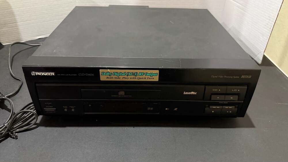 Pioneer CLD-D406 LaserDisc CD CDV Player with Dolby Digital AC-3 RF Output